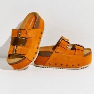 Internationally Blank Cooper-2 Platform Sandals Size 37 in Orange Suede